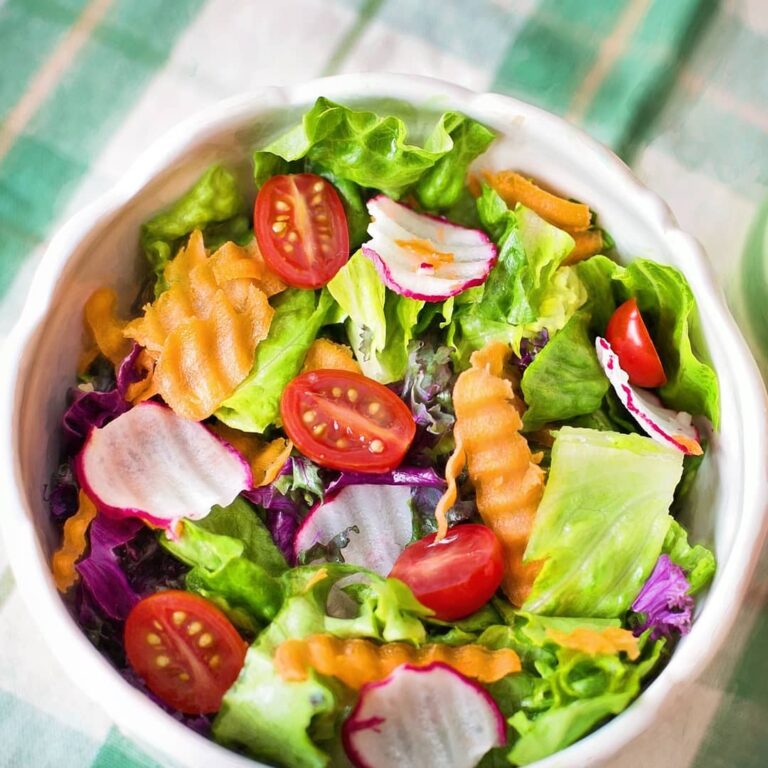 Salad, A Popular and Effective Weight Loss Option,One Heealth Assist