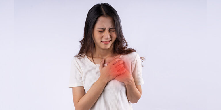 Heart Attack Symptoms in Women: Early Warning Signs You Shouldn’t Ignore Heart Attack Symptoms in Women Early Warning Signs You Shouldn’t Ignore